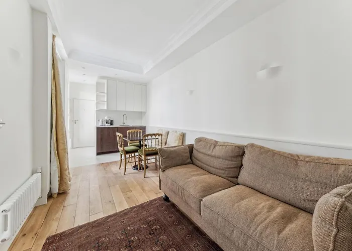 Au Coeur Du Quartier St Germain Apartment